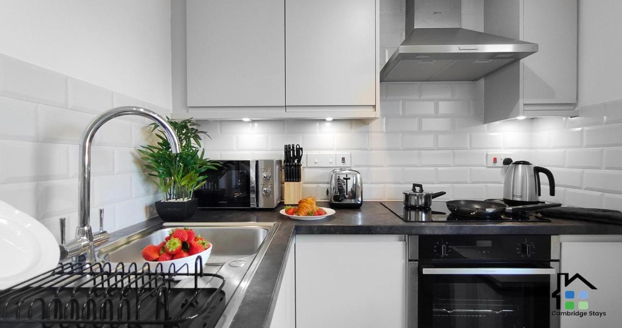 Cambridge Stays Central Apart Hotel 1Br Flats-Easy Walk To City Centre-Parking エクステリア 写真